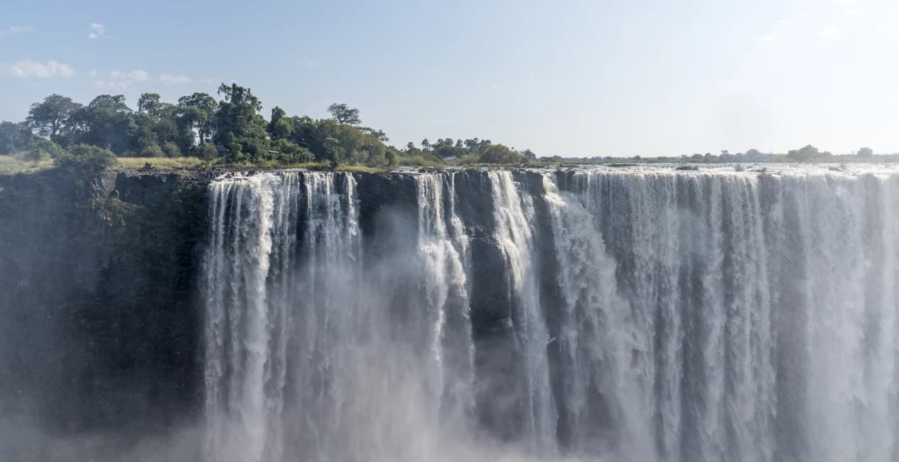A Splash of Victoria Falls and a Dash of Chobe 6 Day / 5 Night