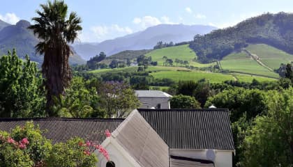 Boutique Stay In Village
