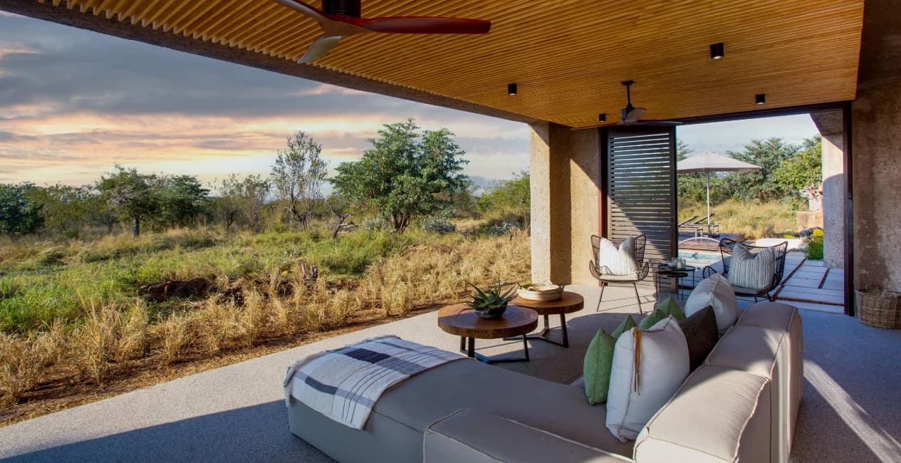 Sabi Sabi Earth Lodge